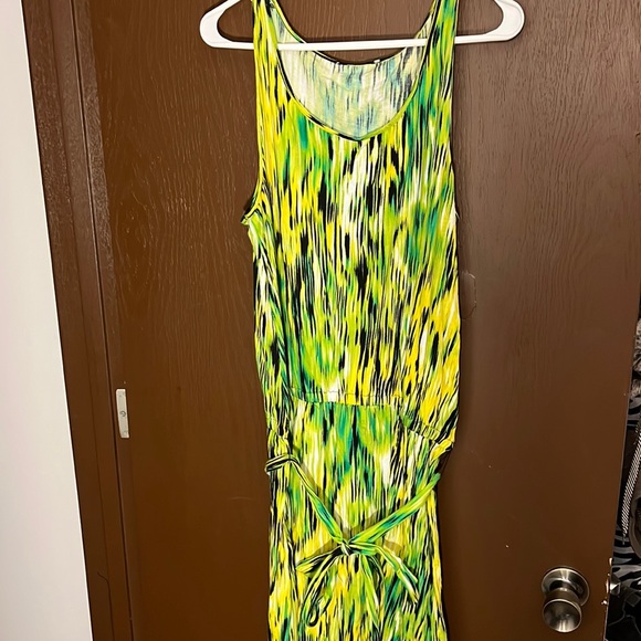 Dresses & Skirts - Long dress